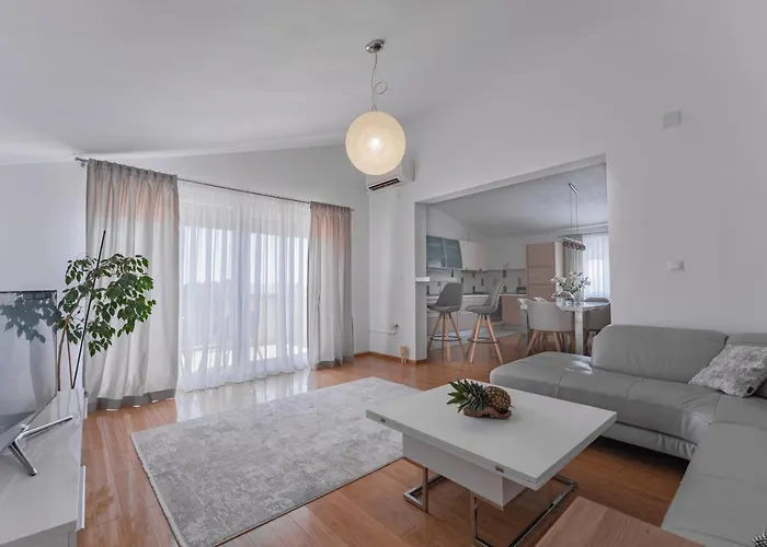 Apartments Idassa