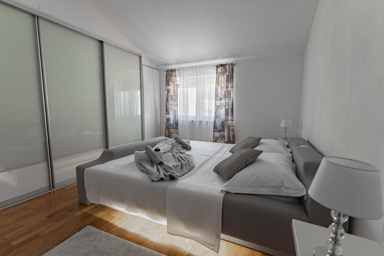 Idassa Apartment
